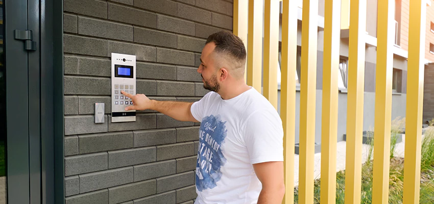 Locksmith Company For Smart Lock System Installation in Santa Monica, California